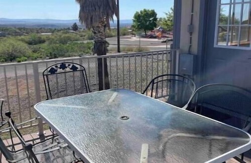 Clarkdale House | 3-bedroom home in brilliant Clarkdale with AC, WiFi