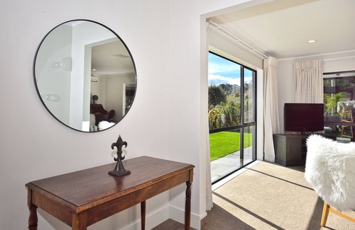 Gisborne House | ⭐3 bedroom home ⭐ Lifestyle property close to CBD ⭐