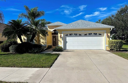 Venice House | 3-bedroom house in charming Venice with AC, WiFi. Short ride to Venice Beaches