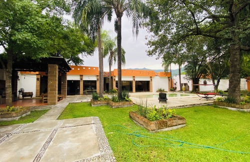 Santiago House | 3-bedroom house with air conditioning and Amazing pool