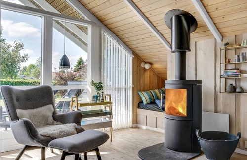 Hejlsminde Strand House | 3 bedroom lovely home in Hejls