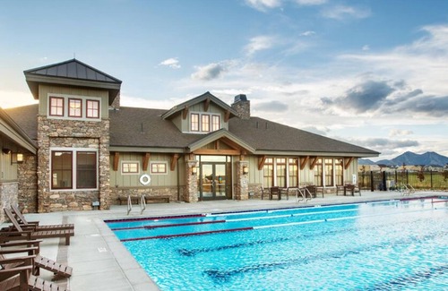 Arvada House | 3- Bedroom Luxury Home in Arvada