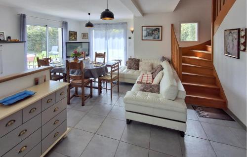 Plouha House | 3 Bedroom Nice Home In Plouha