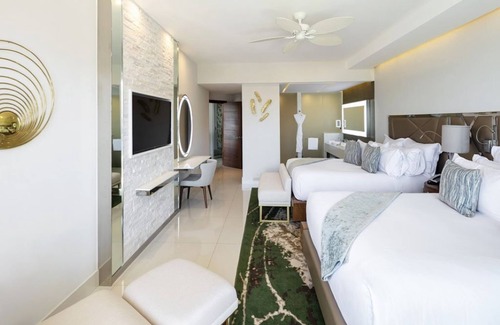 San Jose del Cabo Resort | 3 Bedroom Oceanfront Penthouse Suite 5 Diamond Resort Los Cabos Garza Blanca