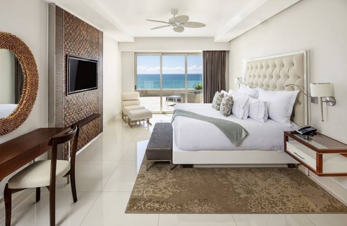 San Jose del Cabo Resort | 3 Bedroom Oceanfront Penthouse Suite 5 Diamond Resort Los Cabos Garza Blanca