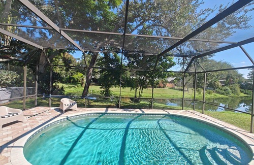 Sarasota Villa | 3-bedroom Pool villa with hot tub in Sarasota