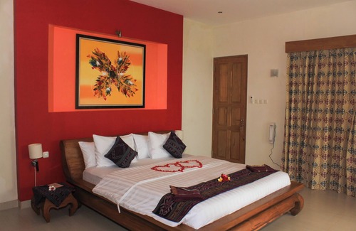 Kayu Putih Bed & Breakfast | 3-bedroom private pool villa at lovina