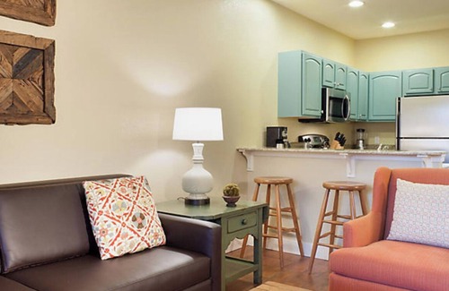 Boyne Falls Resort | 3-bedroom resort in fantastic Boyne Falls with WiFi, fitness room, AC