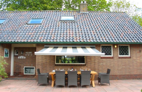 Kamperveen House | 3 bedroom stunning home in Kamperveen