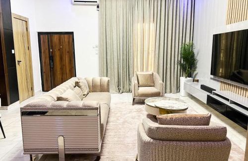 Ogombo Apartment | 3 Bedroom Terraced House with 24hours electricity supply