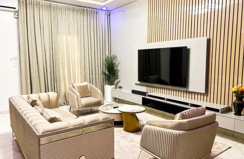 Ogombo Apartment | 3 Bedroom Terraced House with 24hours electricity supply