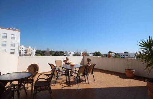 Tavira Apartment | 3 bedrooms, 50 m2 private terrace, air conditioned all rooms, renovated 2022