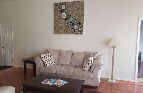 North Charleston House | 3 Bedrooms House with two (2) Full Bathrooms - Free WiFi