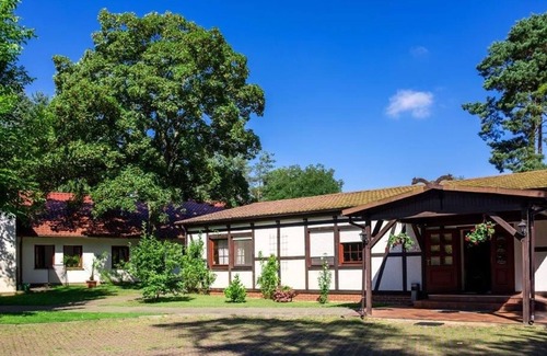 Treppendorf House | 3 Bettzimmer, WC und Dusche - Hotel-restaurant Lindengarten