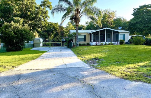 Crescent City House | 3 BR 2 BA House w/dock on deep canal