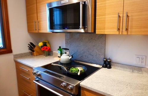 Moose Wilson Road Condo | 3 BR, 3 BA Jackson Hole Yampa Condo, 5 miles from Grand Teton National Park