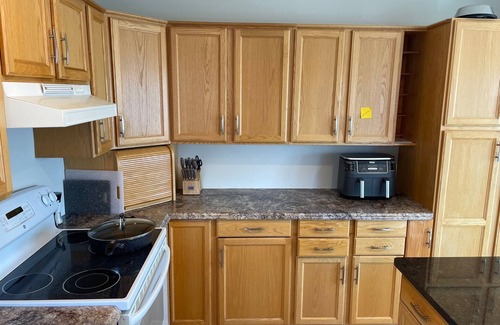 Central Okanagan House | 3 BR Upper Floor With Massive Lake view