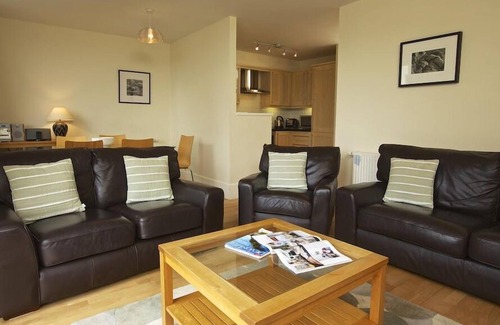 Salcombe House | 3 Combehaven