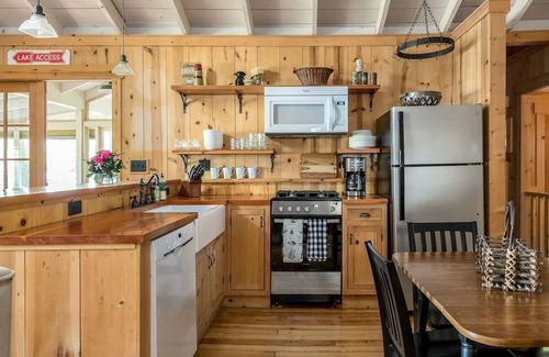 Saugatuck Cottage | 3 Cottages - Treetops, a Lakewood Lux property