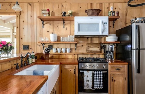 Saugatuck Cottage | 3 Cottages - Treetops, a Lakewood Lux property