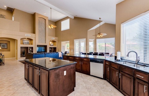 Augusta Ranch House | 3 King beds! Ready To Entertain Family & Friends! Heated Private Pool Sleeps 20