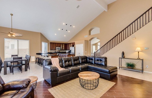 Augusta Ranch House | 3 King beds! Ready To Entertain Family & Friends! Heated Private Pool Sleeps 20