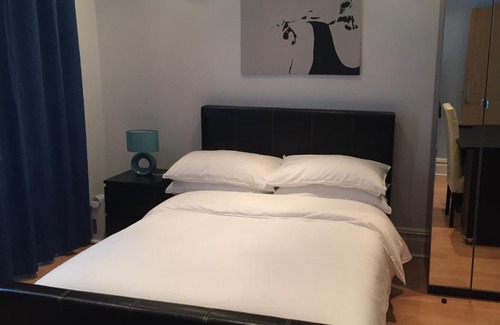 Pontcanna House | 3 Luxury En-suite Bedrooms