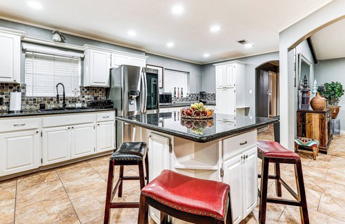 McAllen House | 3 Mi to Downtown McAllen: Quiet Home w/Pool