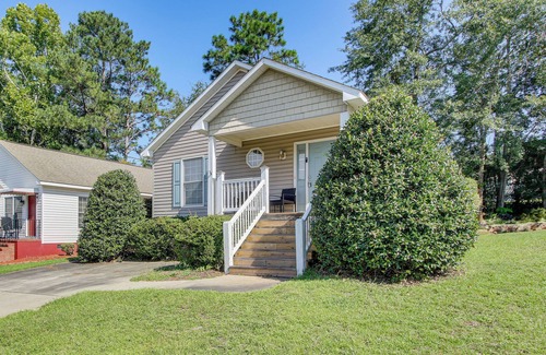 Aiken House | 3 Mi to Hopelands Gardens: Family Aiken Home!