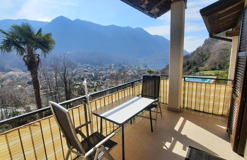 Castello Apartment | 3-room apartment in a residence with pool and sunbathing lawn