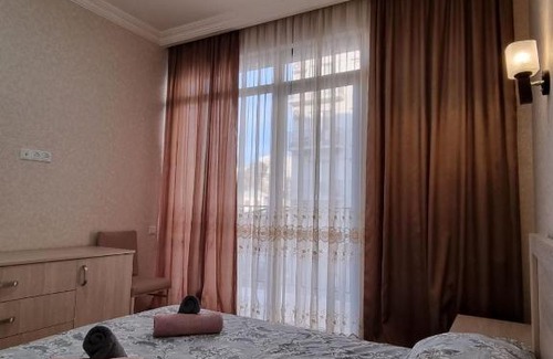 Tbilisi Apartment | 3 room apartment with 2 bedrooms , ქირავდება 3 ოთახიანი ბინა