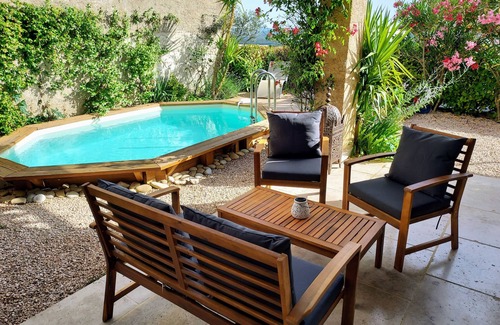 Montpezat House | 3-room house with garden and pool facing Lake Montpezat