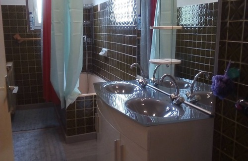 Saint-Remy House | 3 rooms, at the inhabitant, in house furnished with independent entrance