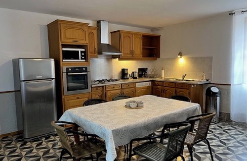 Laparrouquial Other | 3-star gite - authentic - large garden - swimming pool
