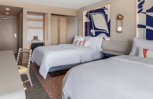 Islamorada Hotel | 3 Units, Guest Room, 2 Queens, Marina View, Balcony, 3 Outdoor Pools