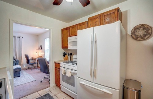Spring Harbor House | 30 Day Minimum. Entire House. Washer/Dryer. A/C.