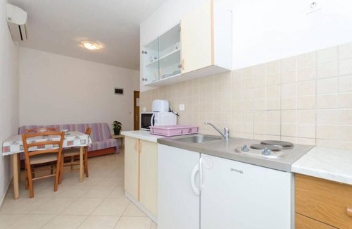 Vodice Apartment | 30 m² Apartment ∙ 1 bedroom ∙ 3 guests