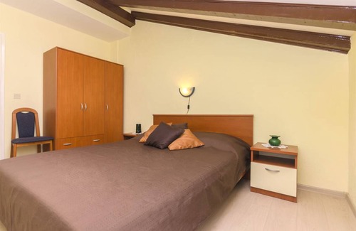 Srima Apartment | 30 m² Apartment ∙ 1 bedroom ∙ 4 guests