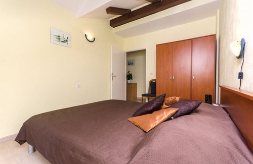 Srima Apartment | 30 m² Apartment ∙ 1 bedroom ∙ 4 guests