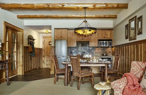 Lake Placid Resort | 30% off! AVAIL OCT 3rd-10th. 1BR @ Whiteface Lodge – LAKE PLACID, NY.