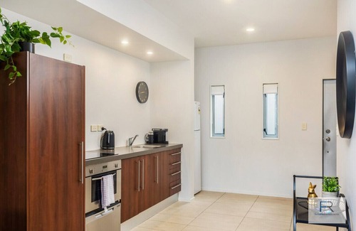 Freemans Bay Apartment | 30 Spring Street, Freemans Bay