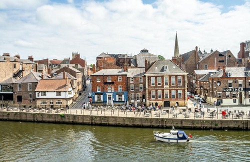 York Apartment | 30 Woodsmill Quay