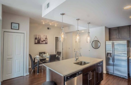 Lenox Apartment | 3380 Peachtree Rd NE Atlanta, GA 30326, USA