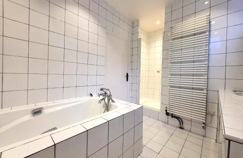 Meudon Apartment | 360 : Superbe maison, rooftop, vue Tour Eiffel, T2