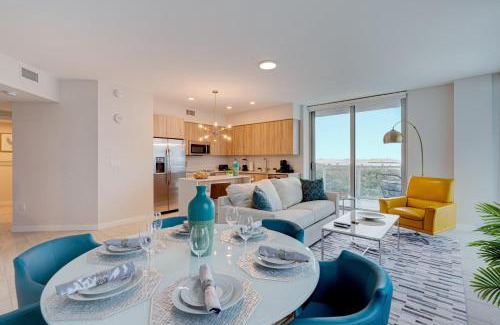 Northeast Miami Apartment | 3900-717AS DESIGN DISTRICT, CONDO 2 BEDROOMS & 2 BATHROOMS & BAY