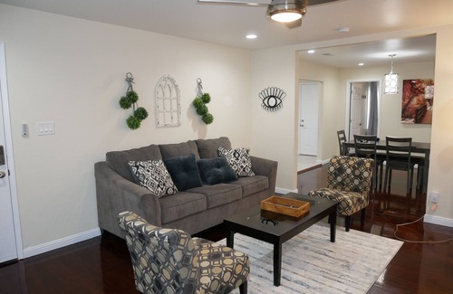 Fresno House | 3B/2Bth + Dinning in Historical Tower District