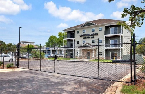 Huntsville Apartment | 3B Luxury New 2BR apartment in delightful Huntsville close to mall, aquatic ctr