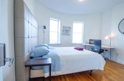 Roxbury Apartment | 3BD 1,5BTH Spacious Apt in Mission Hill