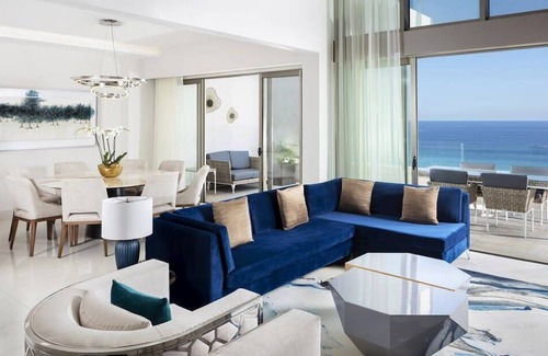 Downtown Cancun Villa | 3BD Garza Blanca Cabo Luxury Resort