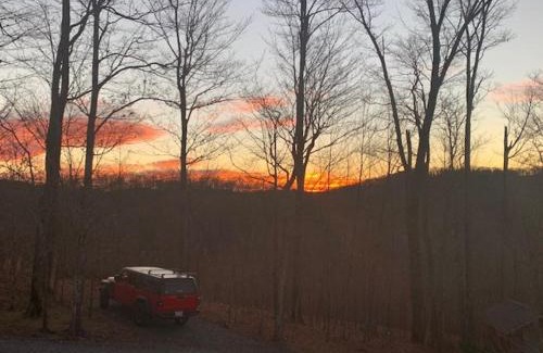 Todd House | 3Bd Log Cabin with Views, Hot Tub, Gas Fireplace, Game Room